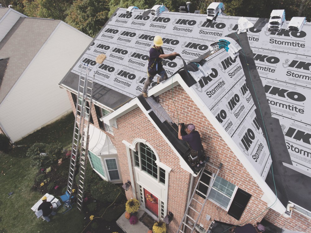 4 Ways To Enhance Job Safety Program For Roofing Business