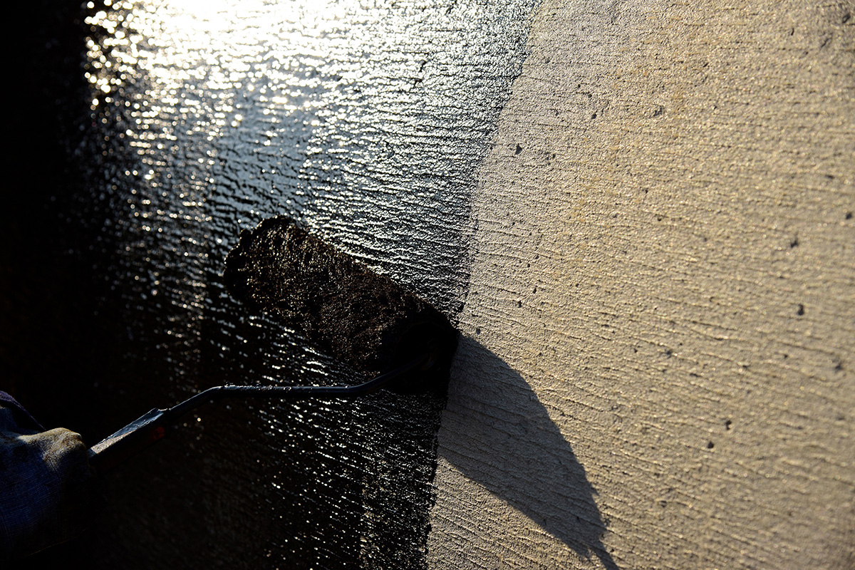 A Guide to Asphalt Primer and its Purpose in Commercial Roofing IKO