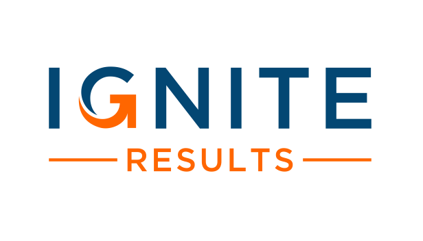 Logotipo de Ignite Results en azul y naranja sobre un fondo gris
