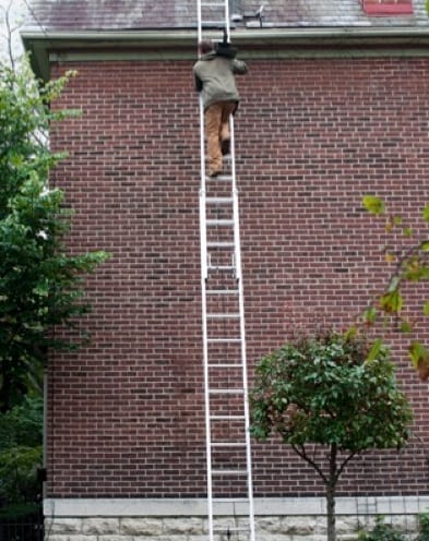 roofing with maximum load on ladder
