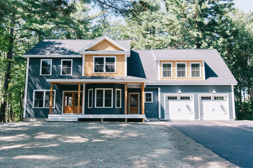 home with asphalt shingle roof