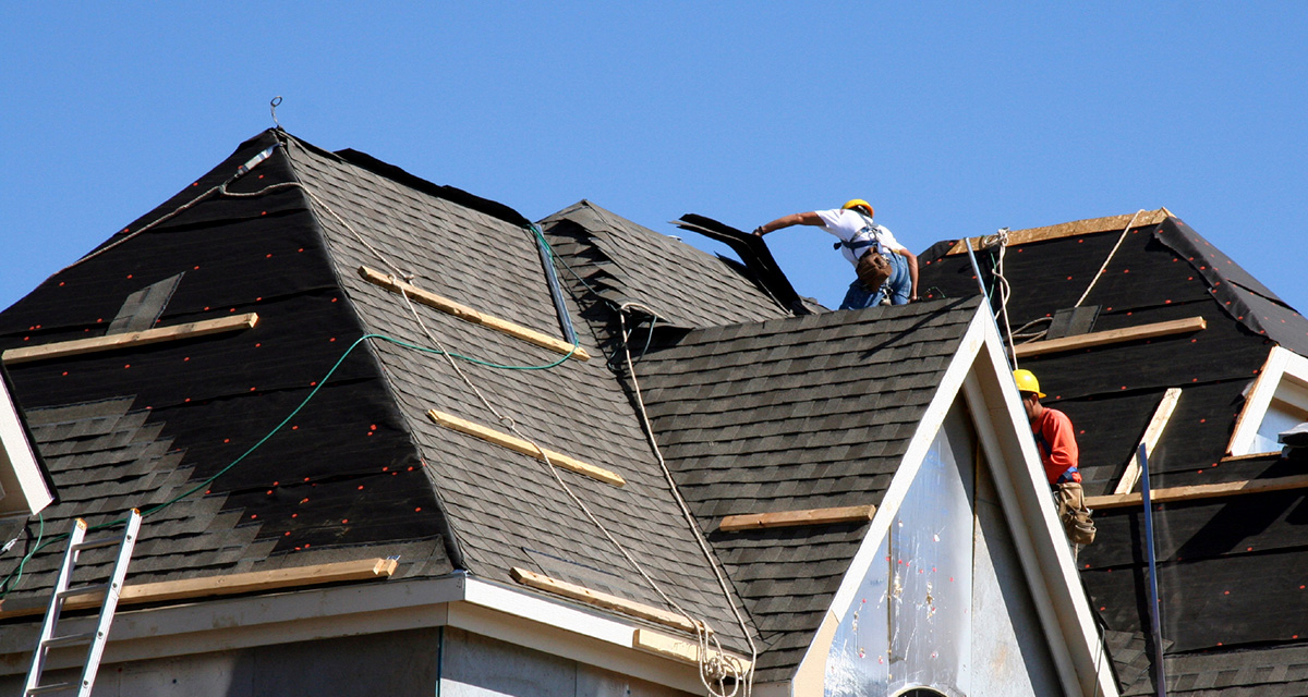 Roofing toe boards on a shingle roof