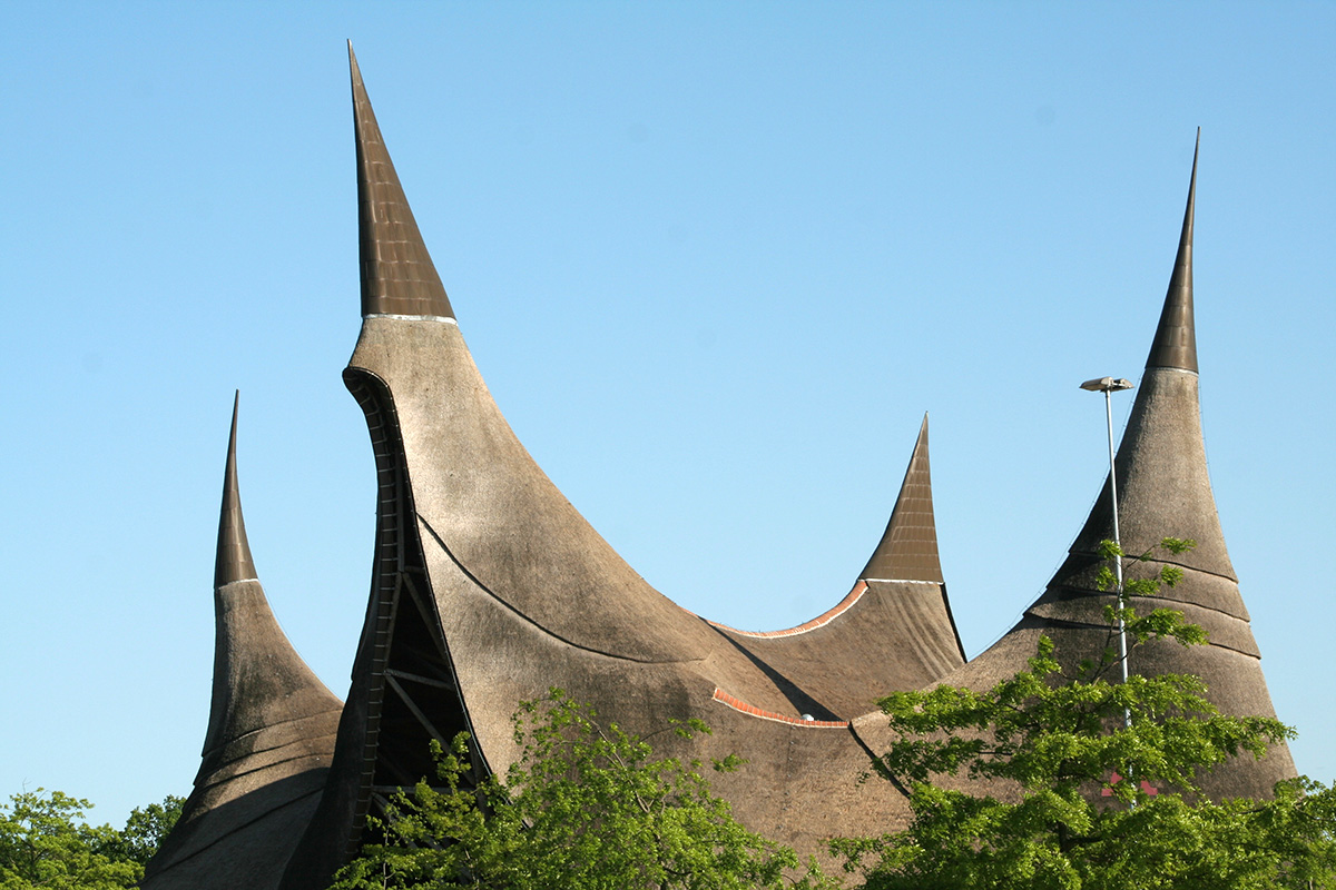 The Efteling circus roof in the Netherlands was inspired by traditional thatched roofs